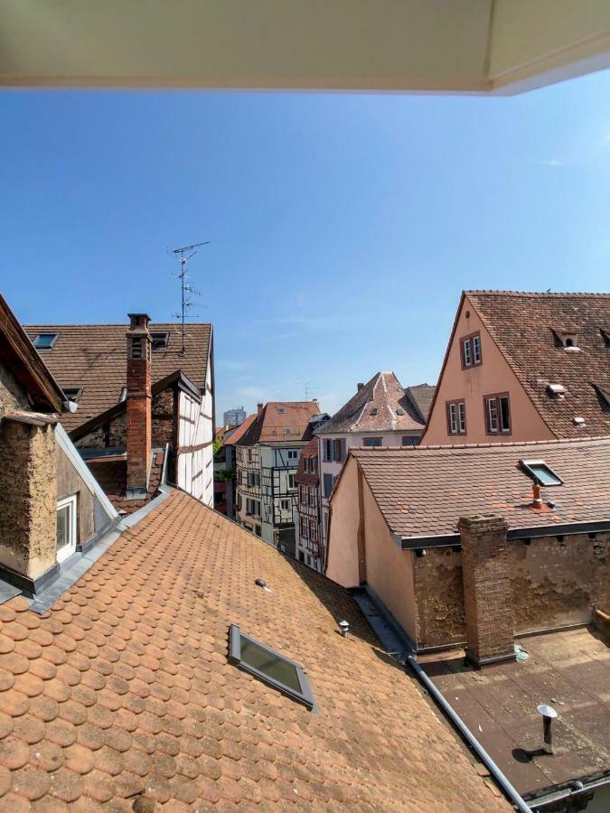 Beauty & The Beast - Old Town Cosy Apartments Colmar Buitenkant foto