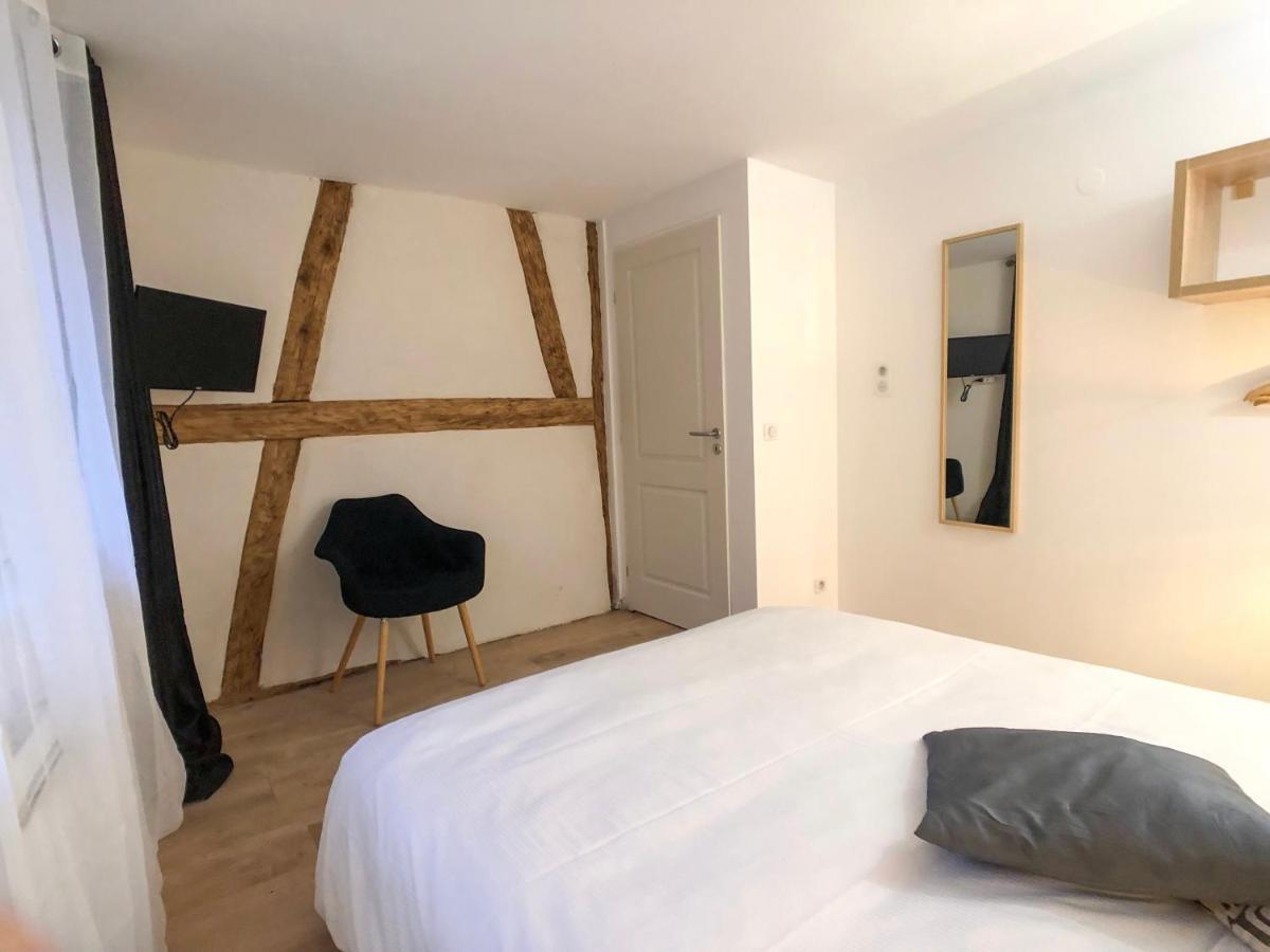 Beauty & The Beast - Old Town Cosy Apartments Colmar Buitenkant foto